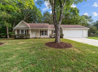 6403 Chamblee Ct, Greensboro, NC 27410