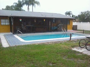 530 Lakemont Ave NW, Pt Charlotte, FL 33952