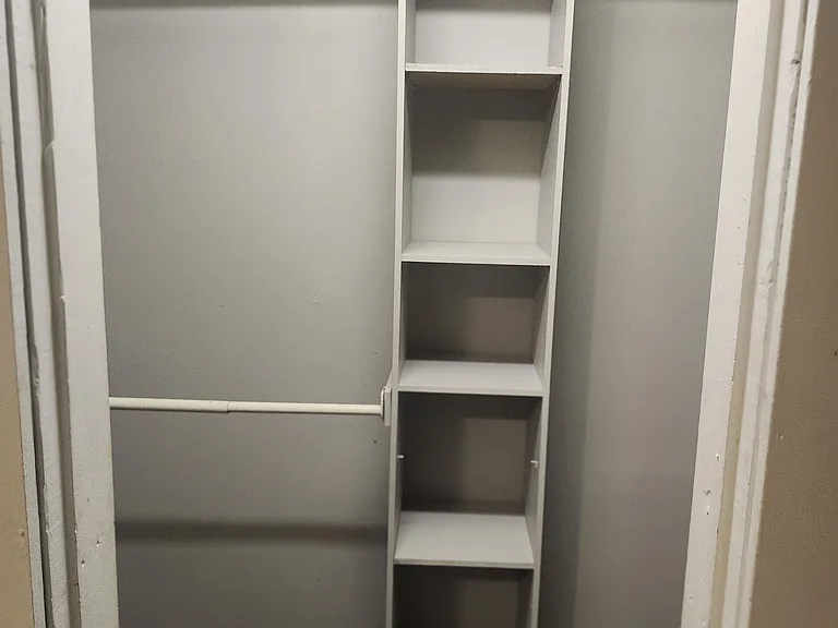 2nd Bedroom closet