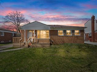 24569 Cottage Ln, Warren, MI 48089