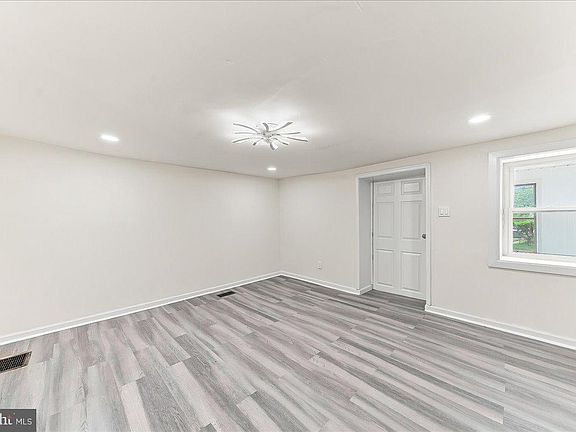 4th image of 2103 Chichester Ave