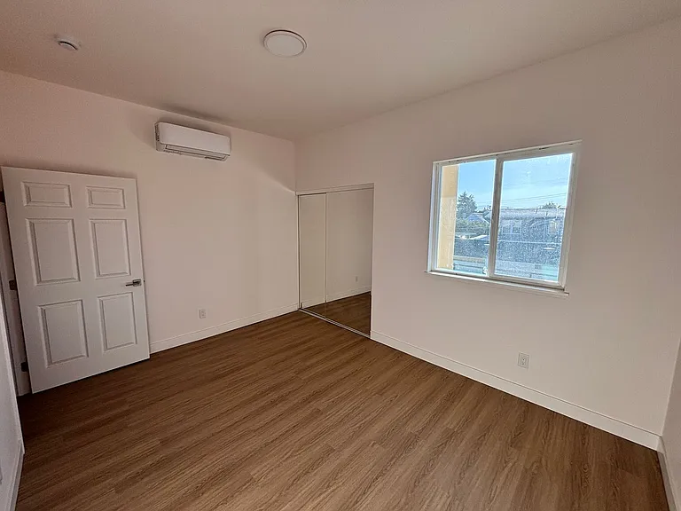 630 Harbour Way — Photo 38
