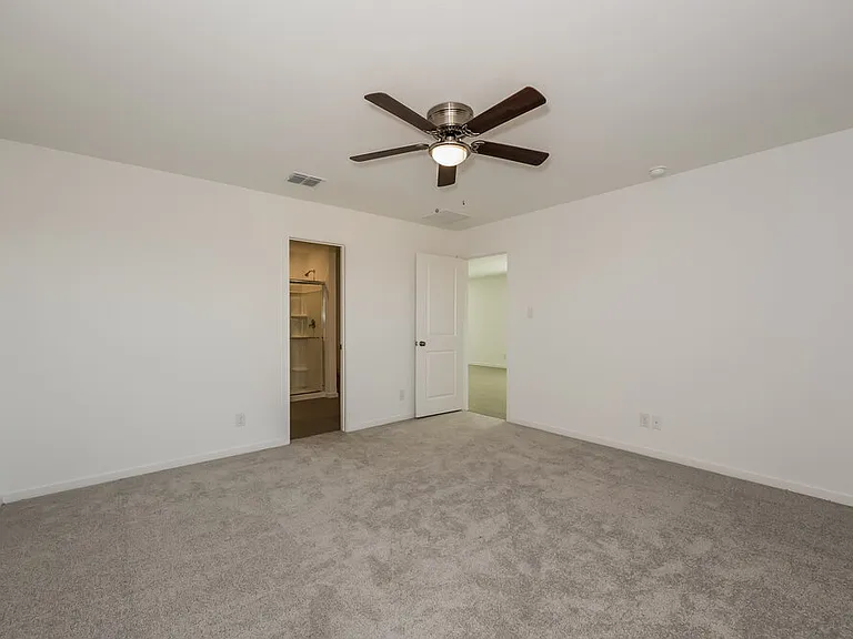 1715 Crossbill St — Photo 11