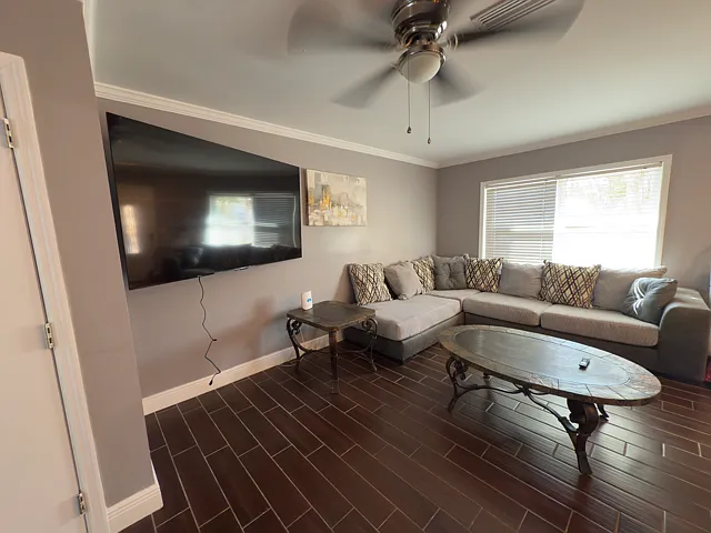5815 Oxford Dr — Photo 23