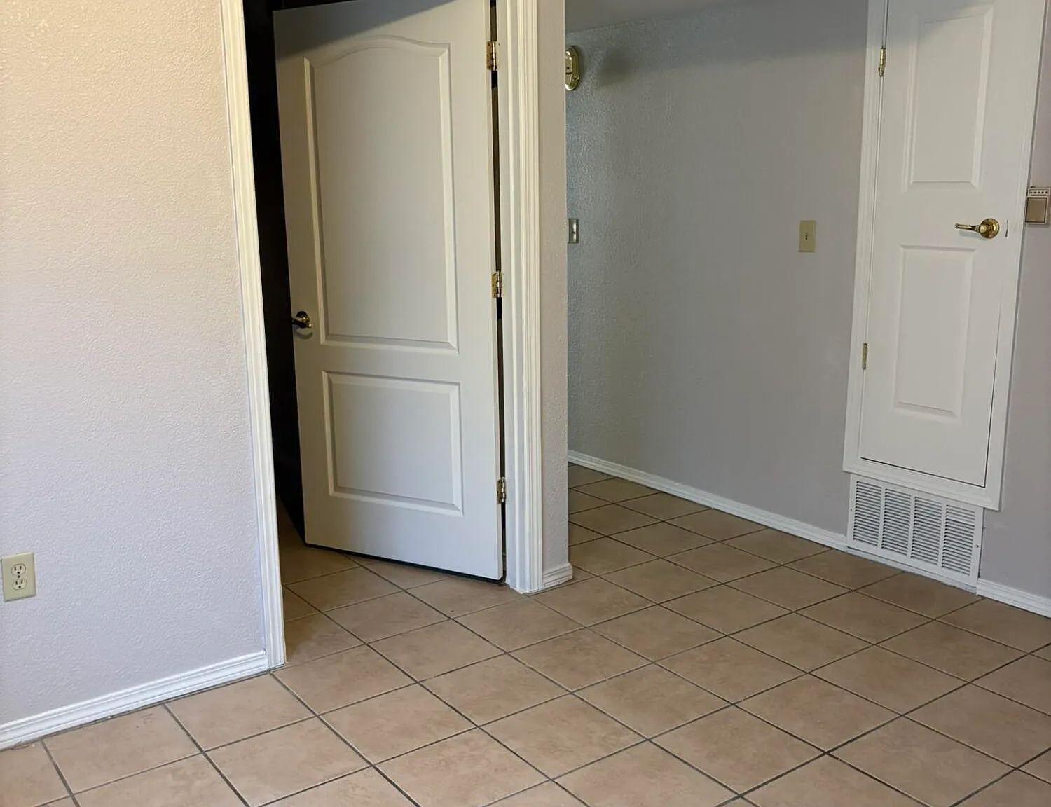 1 bed, 1.0 bath, 504 sqft, $795 — Photo 4