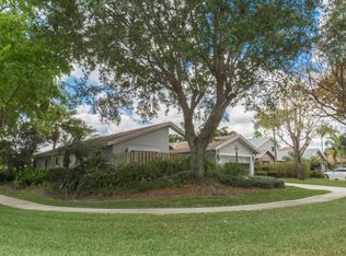 6286 Amberwoods Dr, Boca Raton, FL 33433