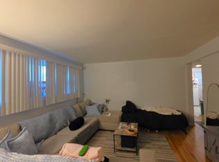 9442 Maple Dr #1A, Des Plaines, IL 60018