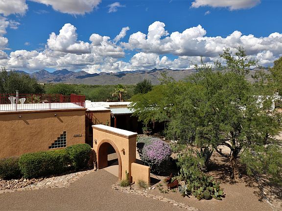 3rd image of 2563 N Avenida De La Lantana