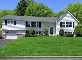1 Pommel Drive, Newburgh, NY 12550