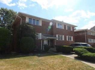 1428 11th St #2, Fort Lee, NJ 07024