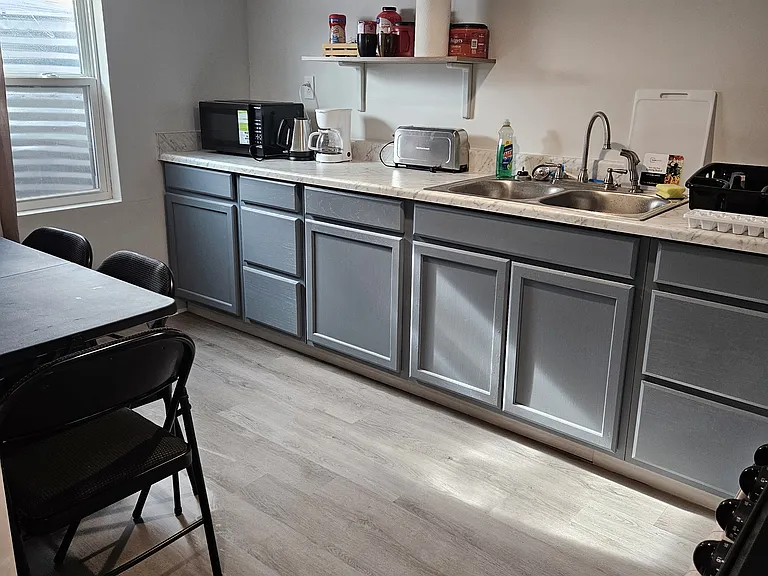 517B Hayes Ave — Photo 8