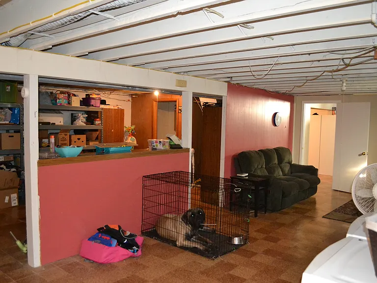 322 Webster St — Photo 29