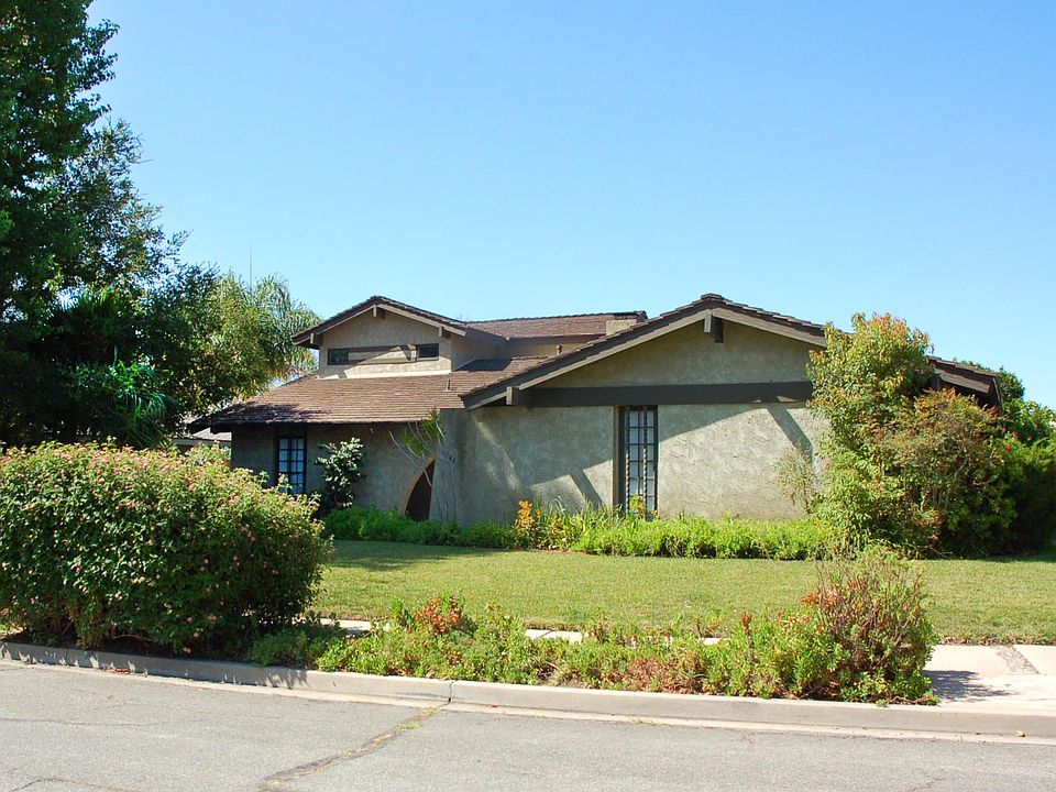 2nd image of 5044 Walnut Park Dr