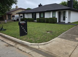 2424 Ventura Dr, Arlington, TX 76015