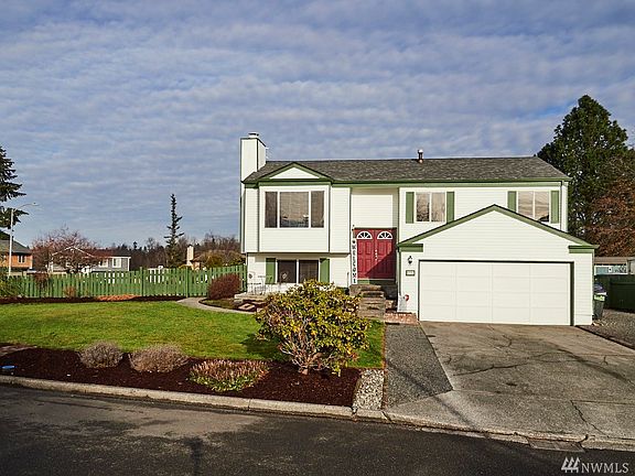 2nd image of 6731 88th Pl NE