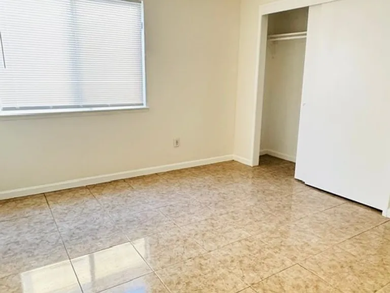 9004 Pine Ridge Way — Photo 9