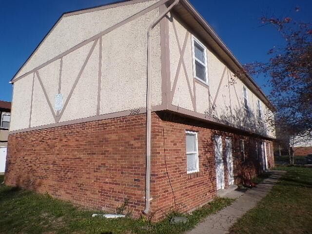 1st image of 2250 Webster Canyon Ct