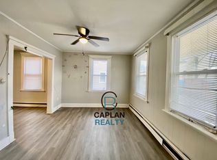 34 Chamberlain Pl, New Haven, CT 06512