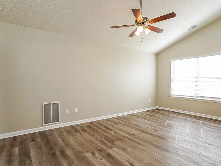 6004 Silkwater Ct — Photo 9