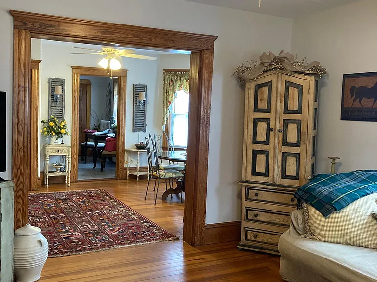 33 Washington St #1 — Photo 6