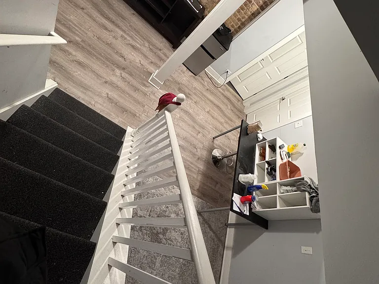 360 At The U — Photo 26