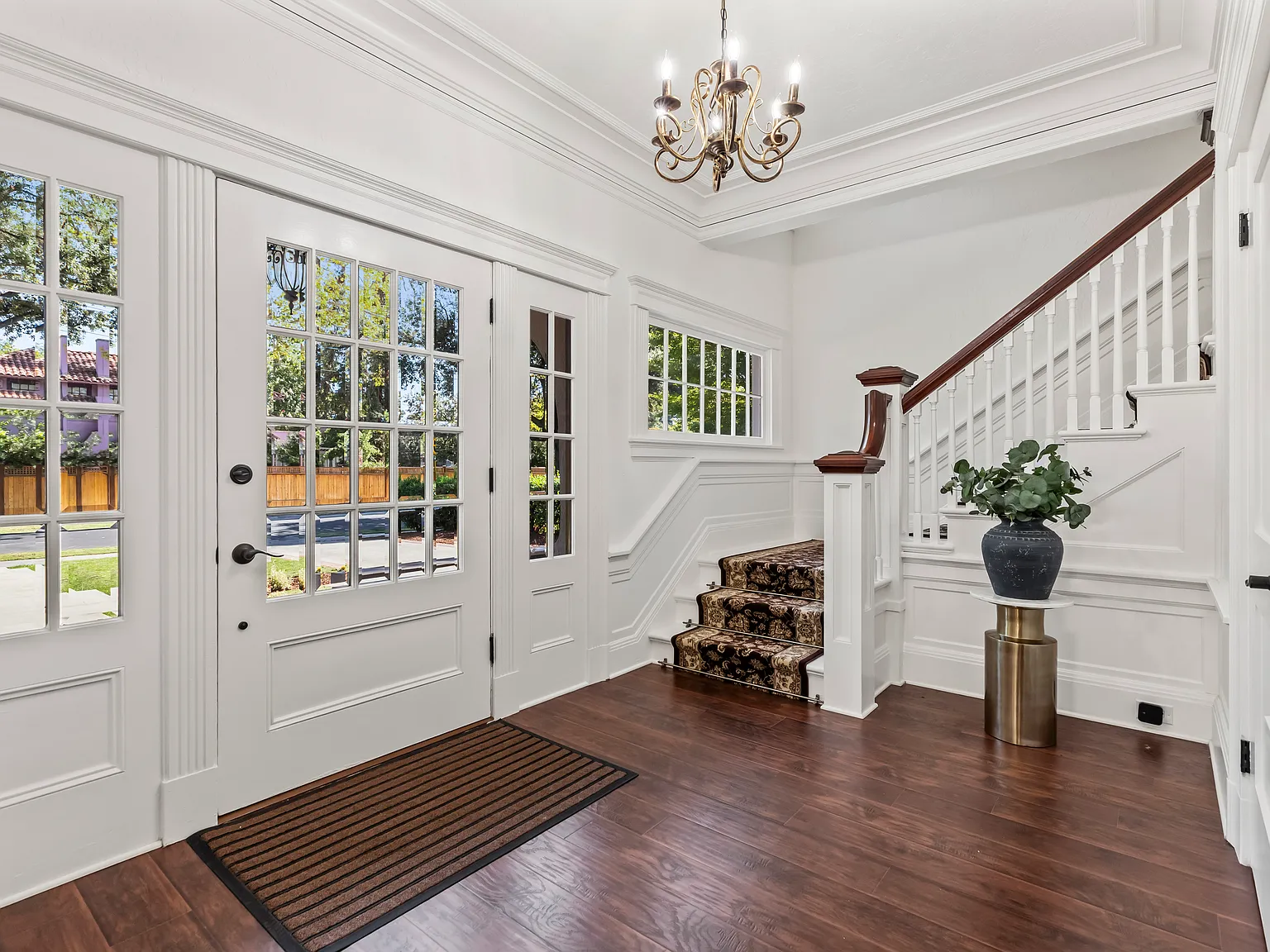 4 bed, 3157 sqft, $5,300 — Photo 4