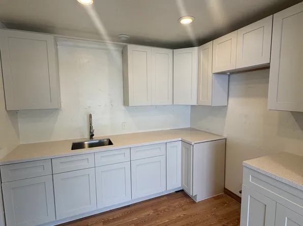 13425 Halifax St, Houston, TX 77015