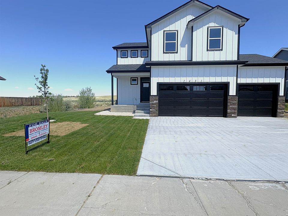 1st image of 2431 Mercy Ln