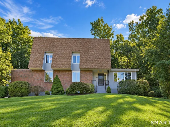 62 Wyneding Hill Road, Manchester, CT 06040