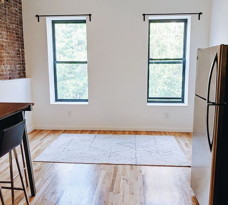 1st image of 28 W 119th St APT 2
