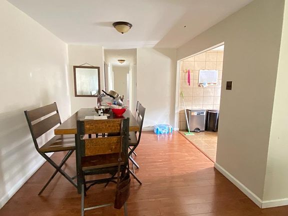 3rd image of 2663 Tremont St Floor 2