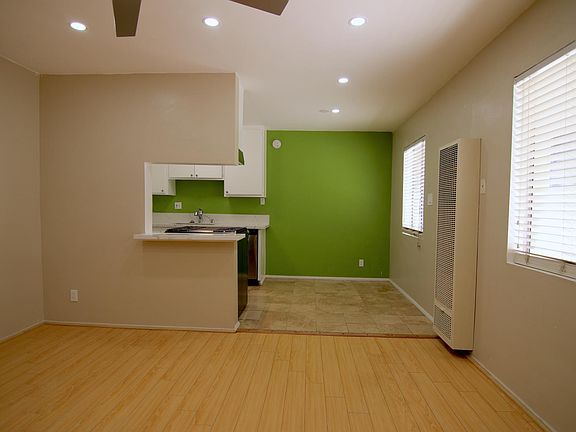 5th image of 120 Roswell Ave APT 7