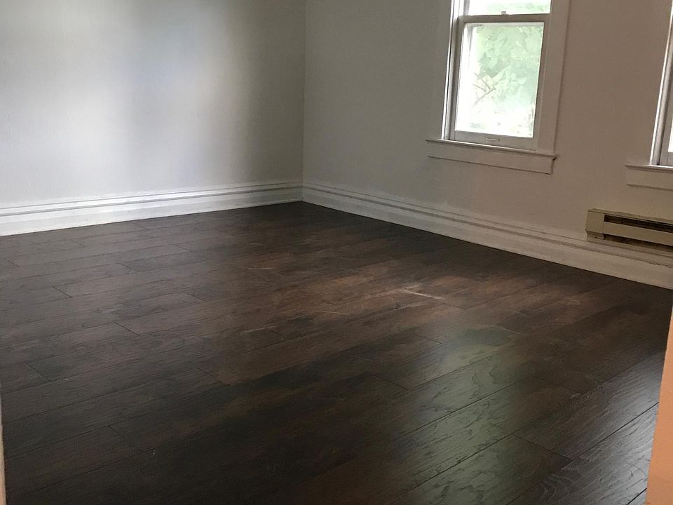 1st image of 636 Charles Ave
