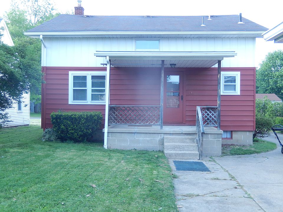 2nd image of 68 Woodglen Ave