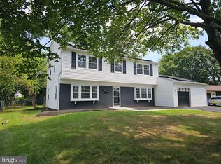 75 Toledo Ln, Willingboro, NJ 08046