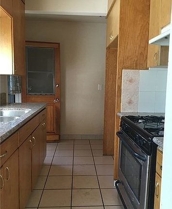 2nd image of 6914 Hinds Ave