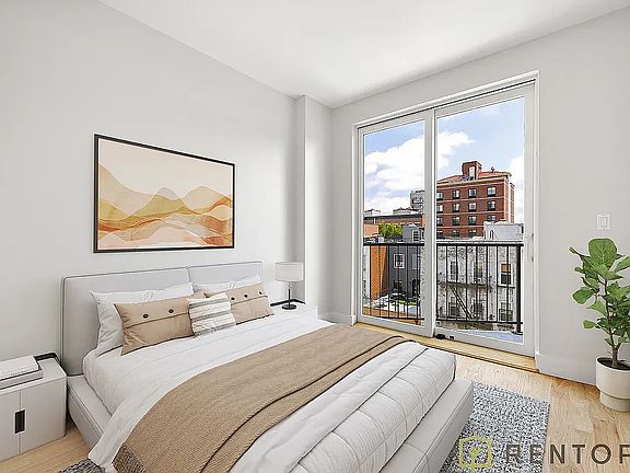 5th image of 22 Frost St #312