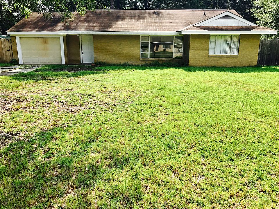 1st image of 1910 Daniels Rd