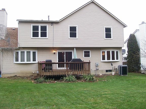 3rd image of 695 Camden Ln