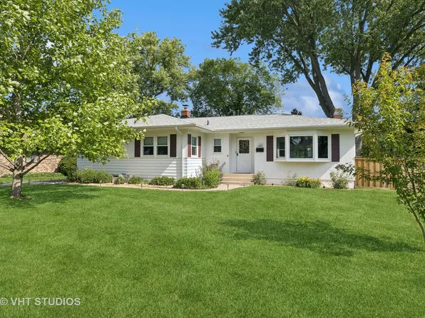 126 Ross Ave, Cary, IL 60013