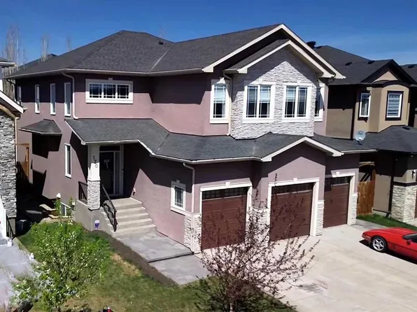 120 SE Kinniburgh Cir, Chestermere, AB T1X 0P8