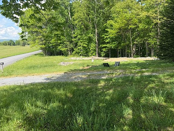 4th image of 567 Hundley Rd