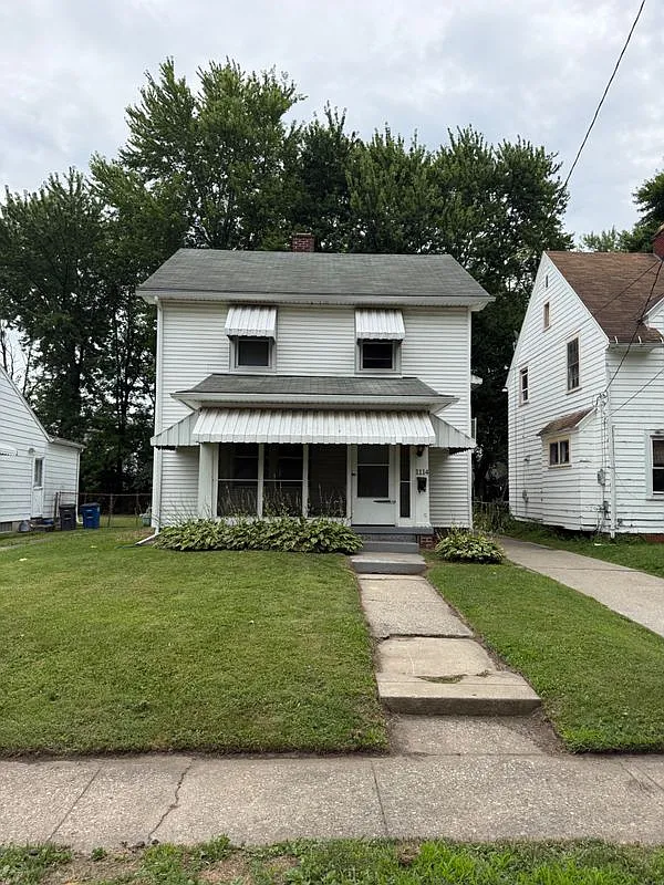 4 bed, 1.5 bath, 1344 sqft, $1,500 — Photo 1