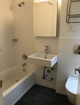 Rented by Waverly Realty Associates | media 22