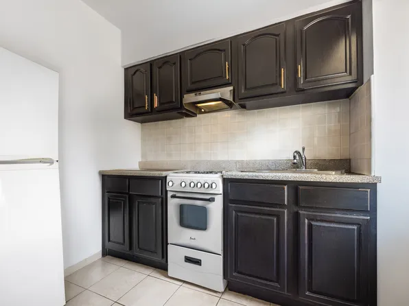 192 Union Street image 34 of 36