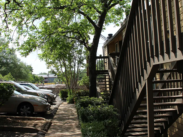 1000 W 26th St #106 — Photo 11