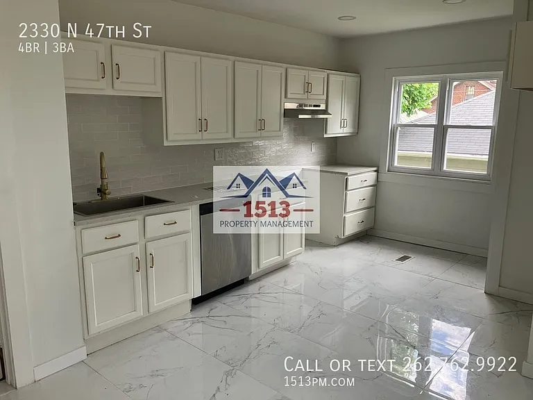 2330 N 47th St — Photo 9