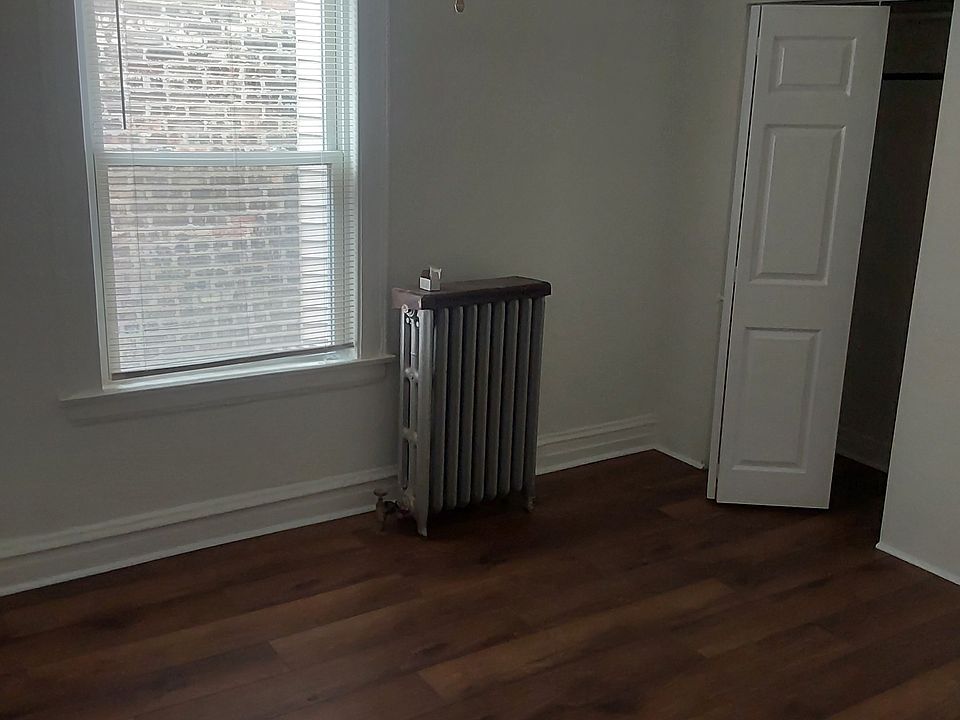 Bedroom #1