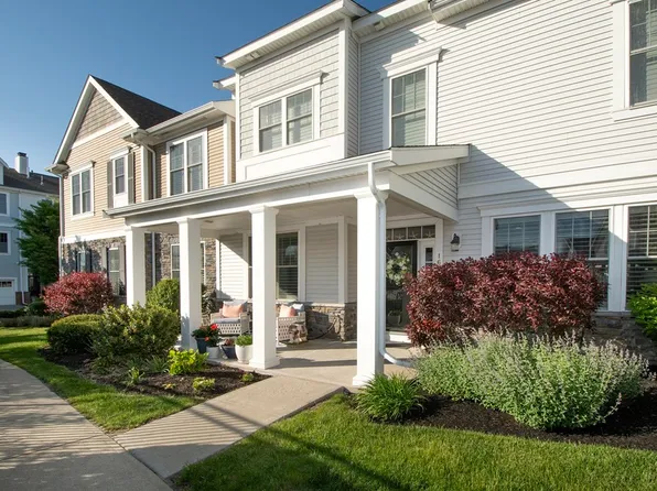 162 Stayner Dr #162, Hingham, MA 02043