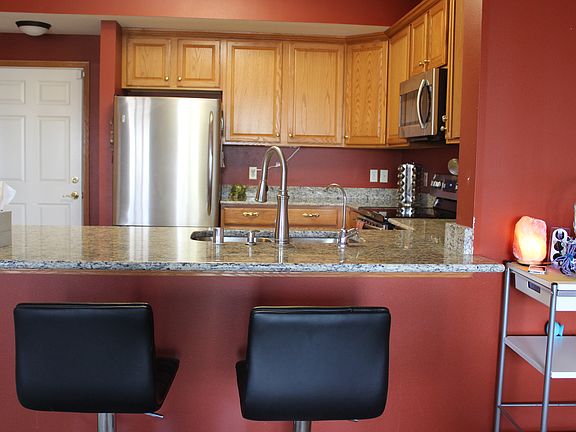 Breakfast bar